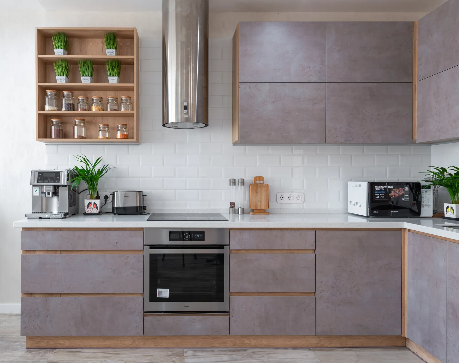 Custom carpentry and built-in shelving in a home renovation